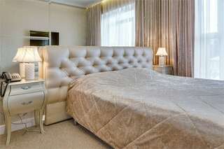 Гостиница Экотель Богородск Ногинск Люкс двухкомнатный-1