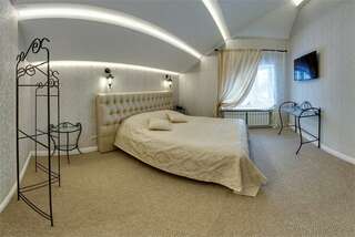 Гостиница Экотель Богородск Ногинск Люкс двухкомнатный с джакузи-2